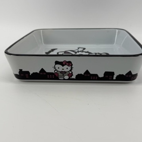 Hello Kitty Halloween Mummy Vampire Ceramic Square Baker Dish Zrike Brands 8in - Picture 5 of 9